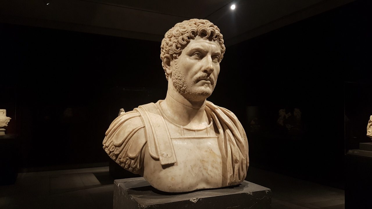Portrait still of Marcus Antonius