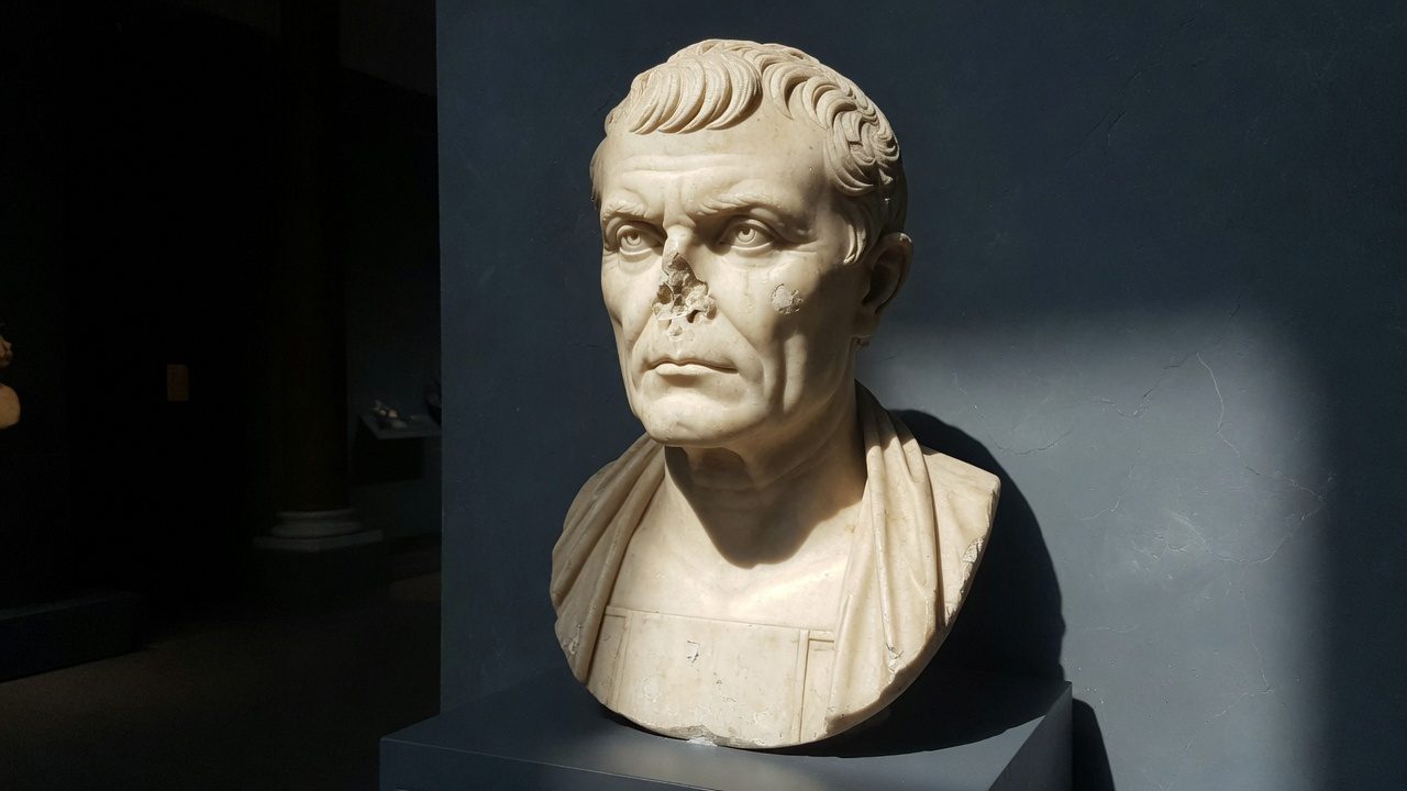 Portrait still of Lucius Cornelius Sulla Felix